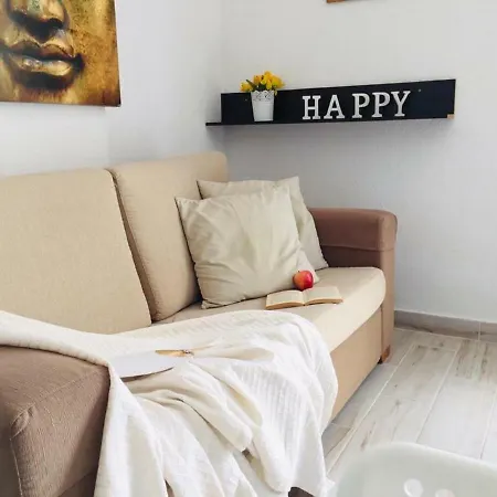 Apartamento Yellow Cliff Vista Piscina